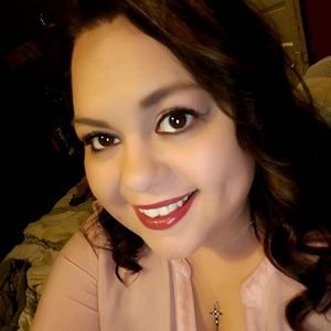 Meet your Posher, Deana